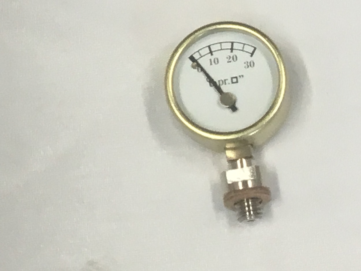 Wilesco 1 inch dia pressure gauge with adapter 6mm Brass