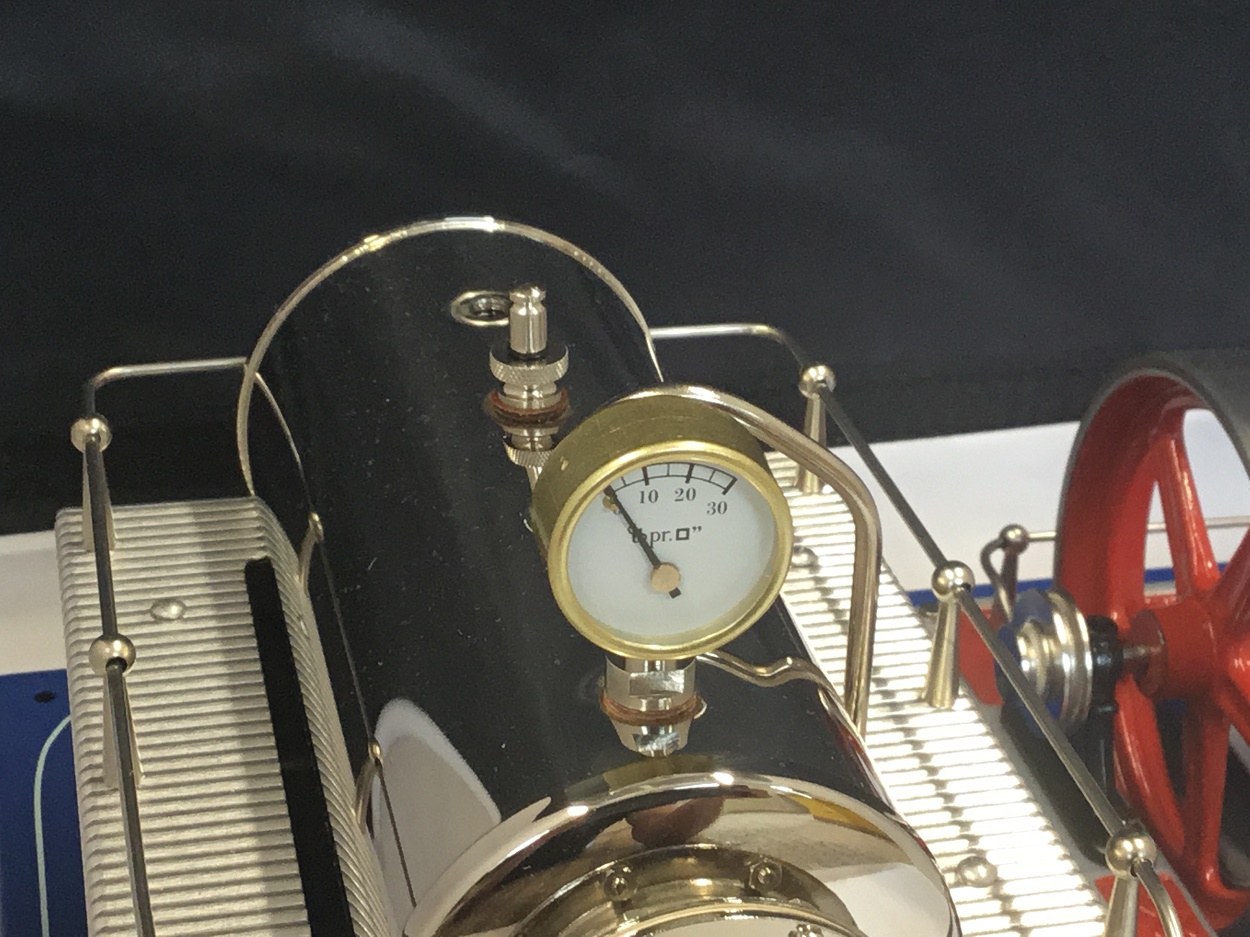 Wilesco 1 inch dia pressure gauge with adapter 6mm Brass
