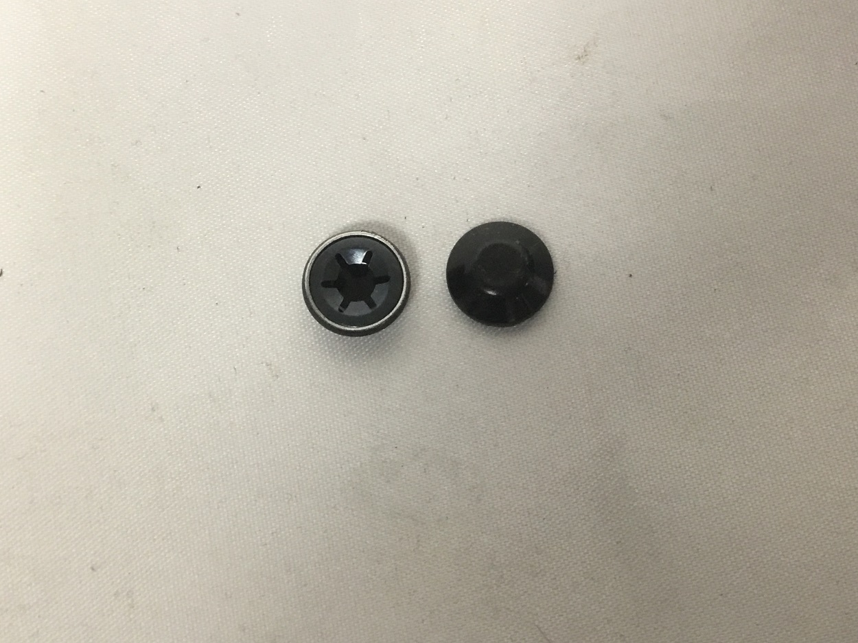 Small Blck Hub Caps x2
